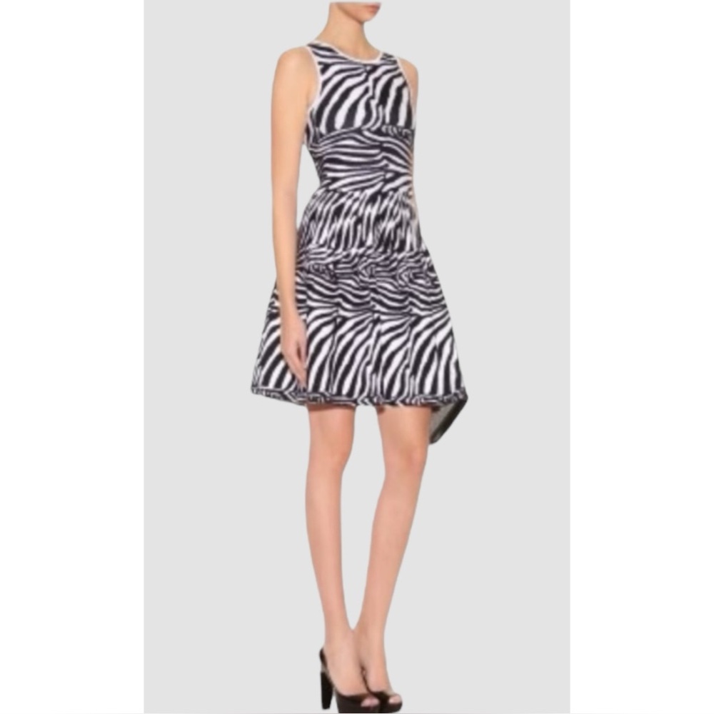 ISSA LONDON | $585 Black/White Stretch Knit Zebra Print Dress, Size Medium